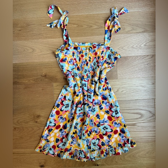 BCBG Floral Dress size 4 - Picture 6 of 7